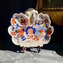 Load image into Gallery viewer, A Mason's ironstone desert dish, circa 1813-1820
