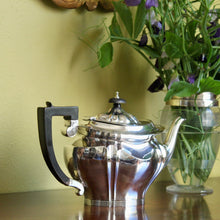 Load image into Gallery viewer, An Edwardian sterling silver teapot. Hallmarked Birmingham 1907

