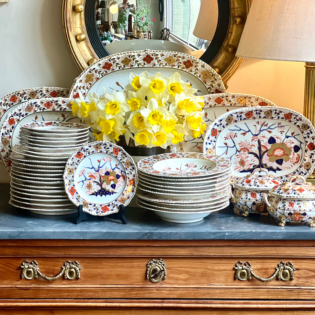 A Rare  Bloor Derby Imari Rose Pattern Dinner Service.English Circa 1805-1825