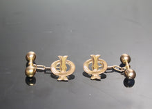 Load image into Gallery viewer, A pair of Australian  9 carat gold cufflinks
