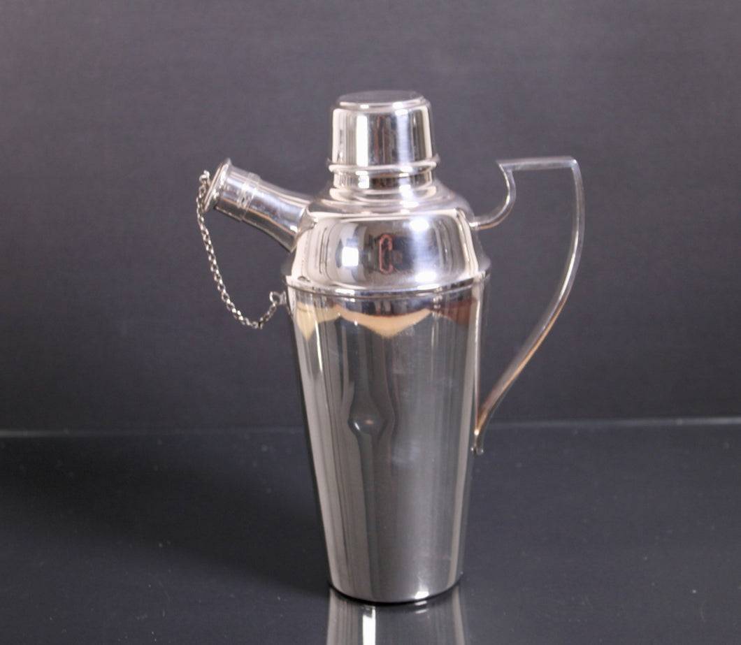 A Hukin and Heath Art Deco silver plated cocktail shaker. circa 1924-38