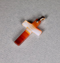 Load image into Gallery viewer, A 19th century banded Agate cross pendant
